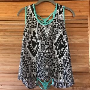 Patterned top with cutouts in back